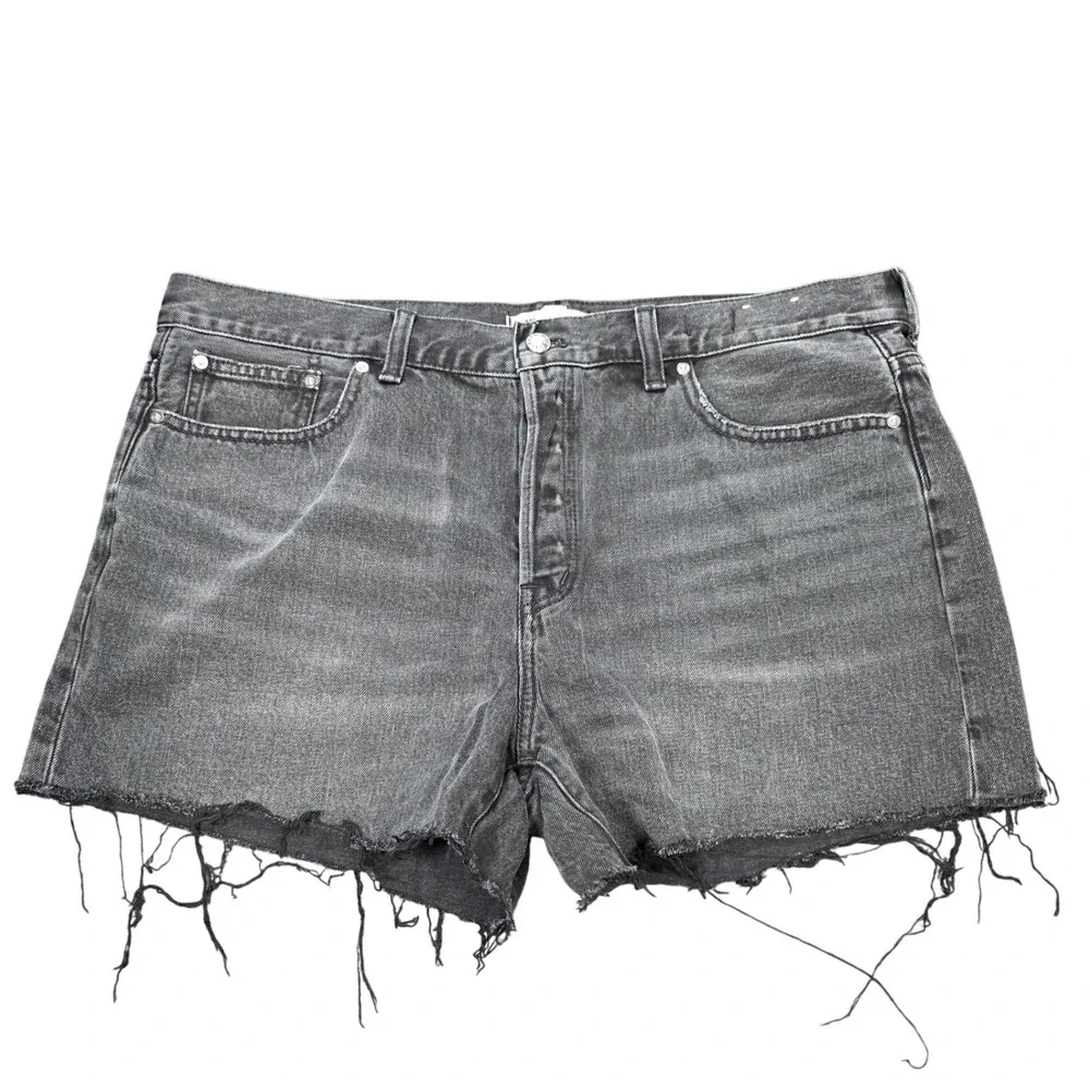 Madewell The Brynn Long Short Womens Size 32 Faded Black Denim Cut Off High Rise